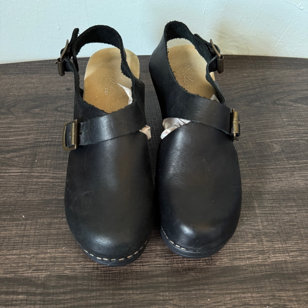 Calou Stockholm Astrid Black Leather Slingback Clog - Picture 10 of 14